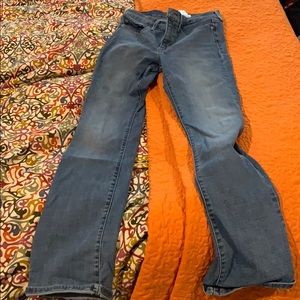 So 28 x 34 Levi Bootcut Jeans